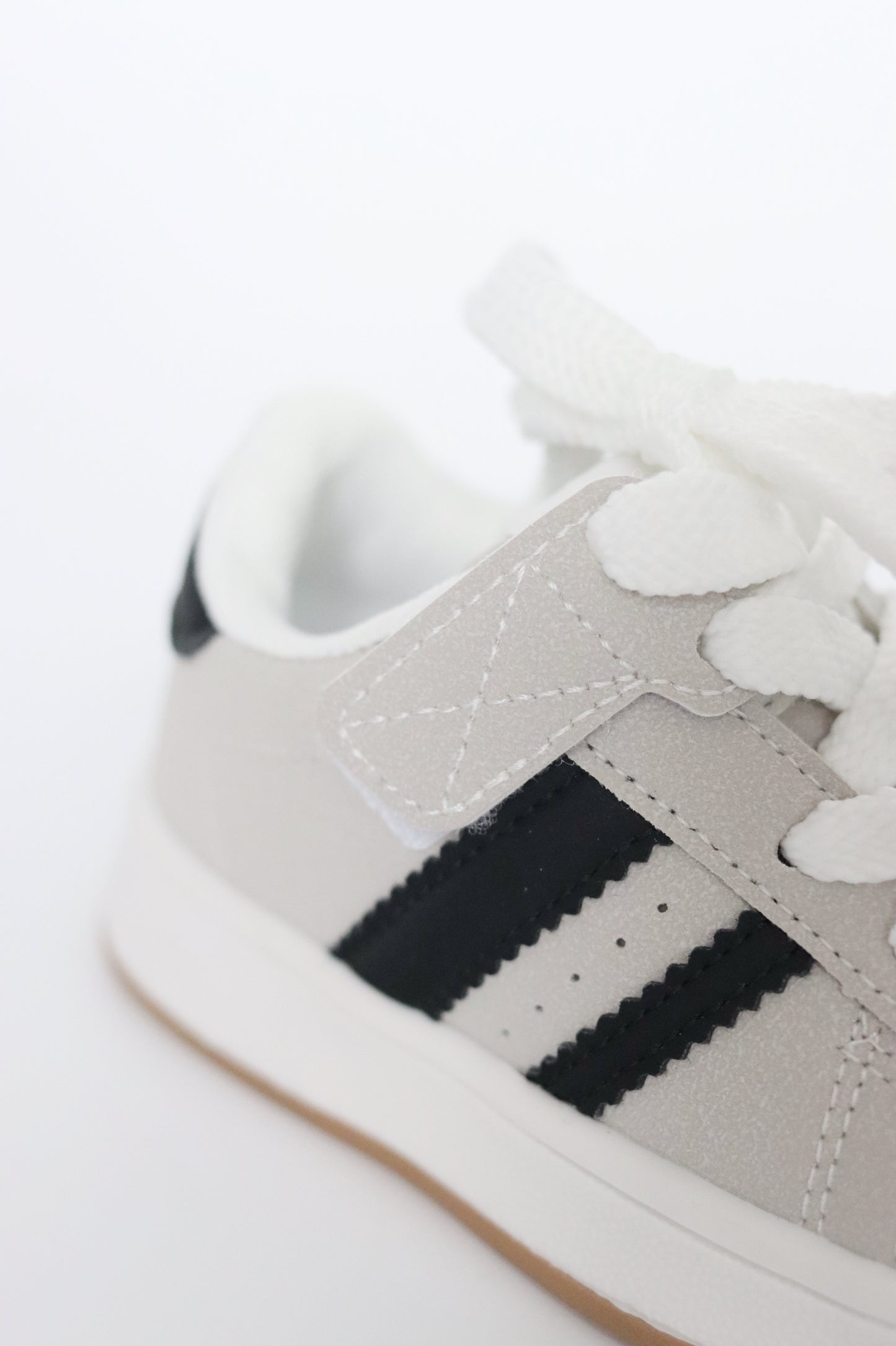 SNEAKER UNISEX BASIC GRIJS/ZWART