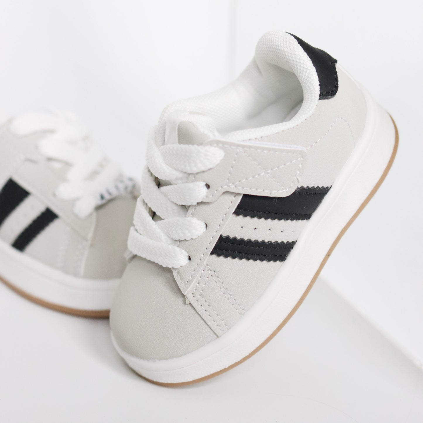 SNEAKER UNISEX BASIC GRIJS/ZWART