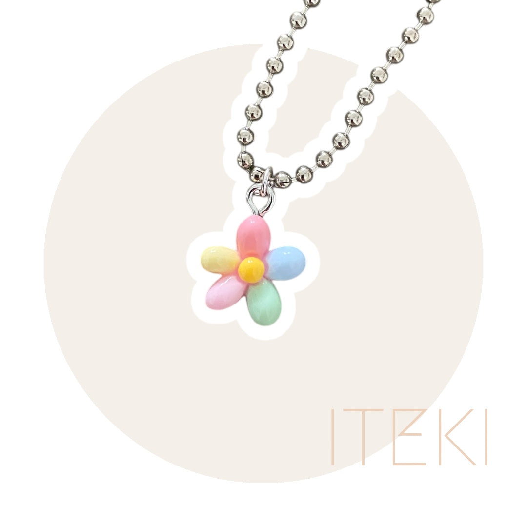 Sneaker chain pastel flower