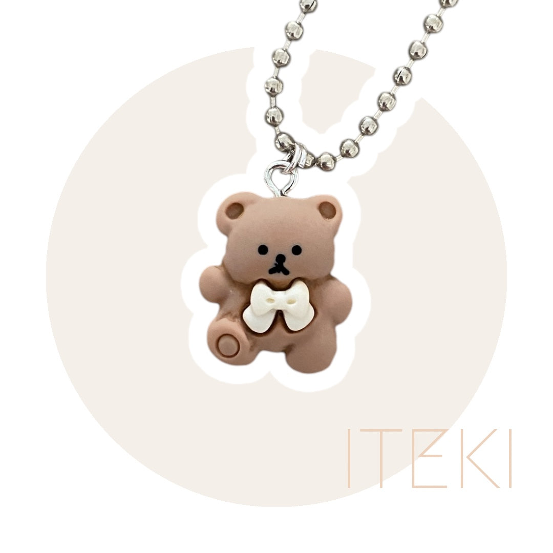Sneaker chain Teddy bruin