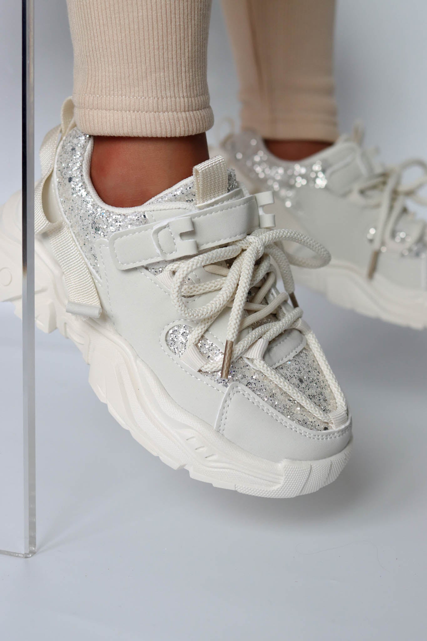 SNEAKER SPARKLE