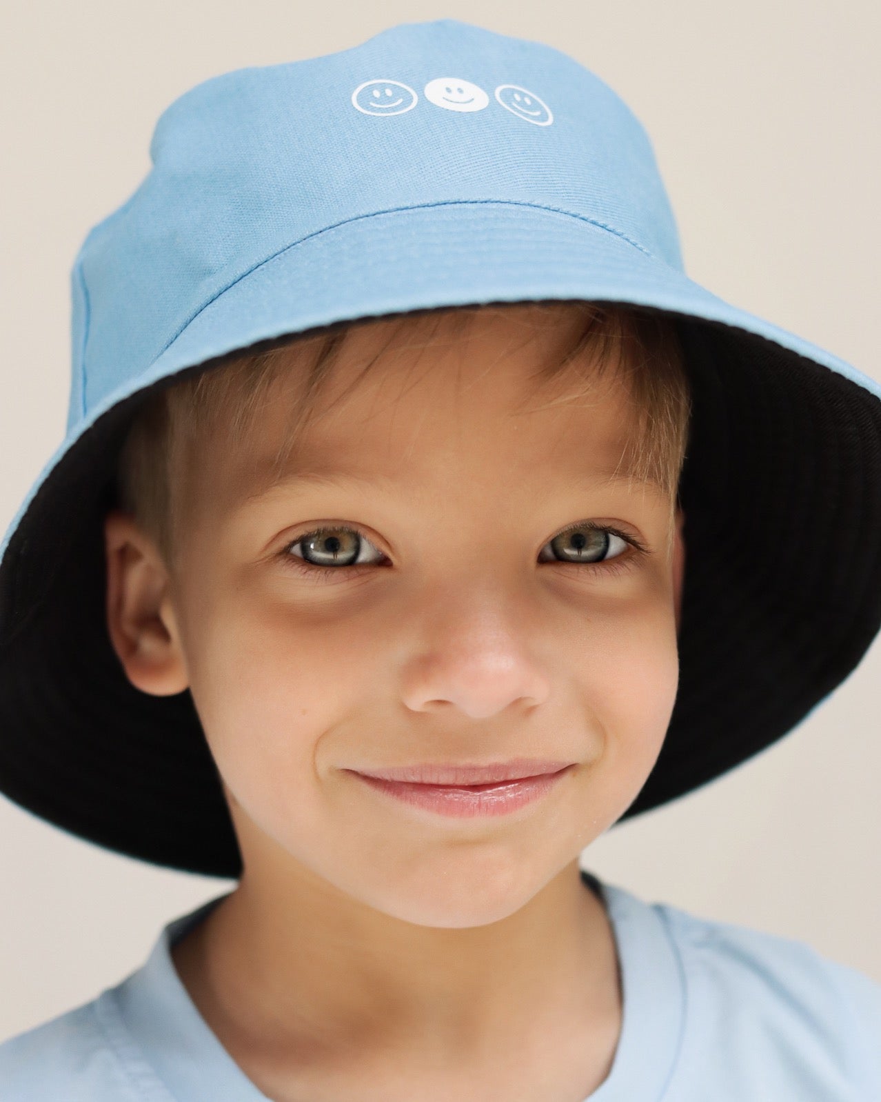 BUCKET HAT - SKY BLUE